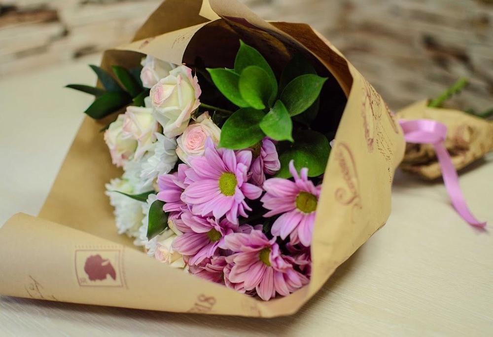 Букет цветов из: Розы и Хризантемы в Новопокровское 