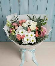 Букет цветов из:  Розы, Лизиантусы и Хризантемы в Новопокровское 