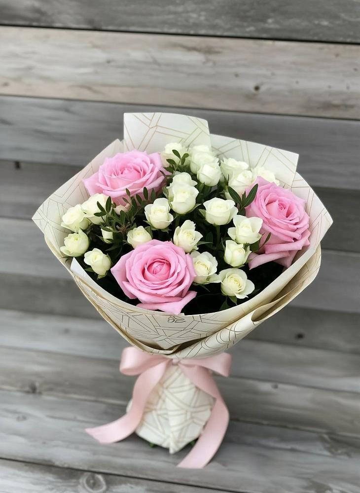 Букет цветов из: Розы в Новопокровское 