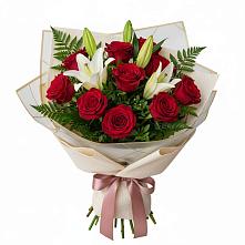 Букет цветов из:  Лилии и Розы в Новопокровское 