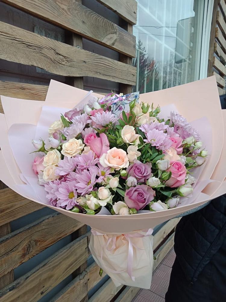 Букет цветов из: Розы и Хризантемы в Новопокровское 