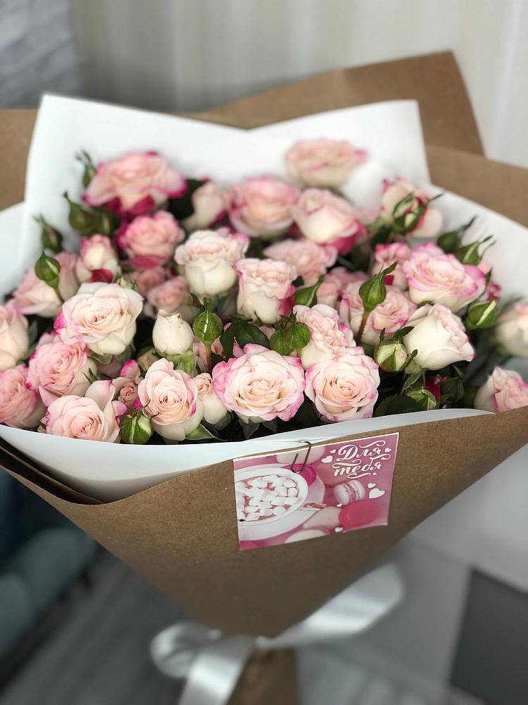 Букет цветов из: Розы в Новопокровское 