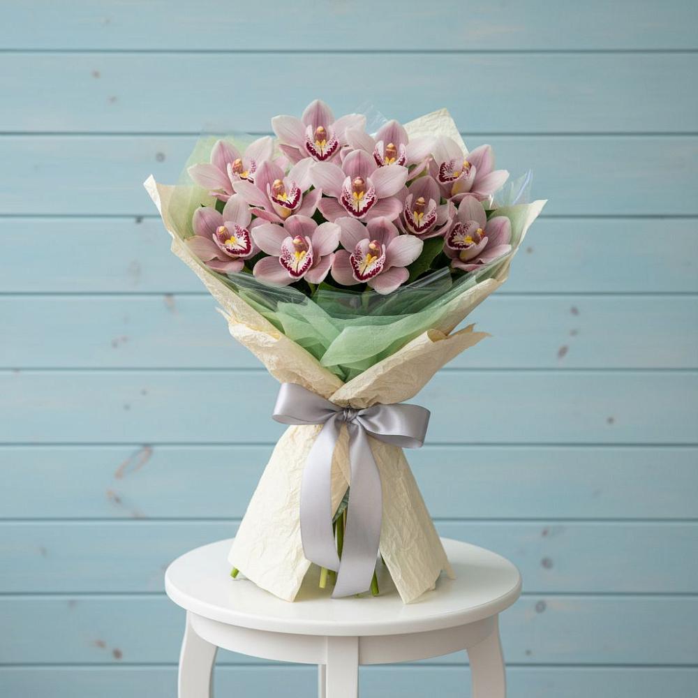 Букет цветов из: Орхидеи и Розы в Новопокровское 