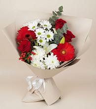 Букет цветов из:  Розы, Хризантемы, Герберы и Лилии в Новопокровское 