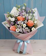 Букет цветов из:  Лизиантусы, Розы, Альстромерии и Гипсофила #REPLACE_PRED# Новопокровское 