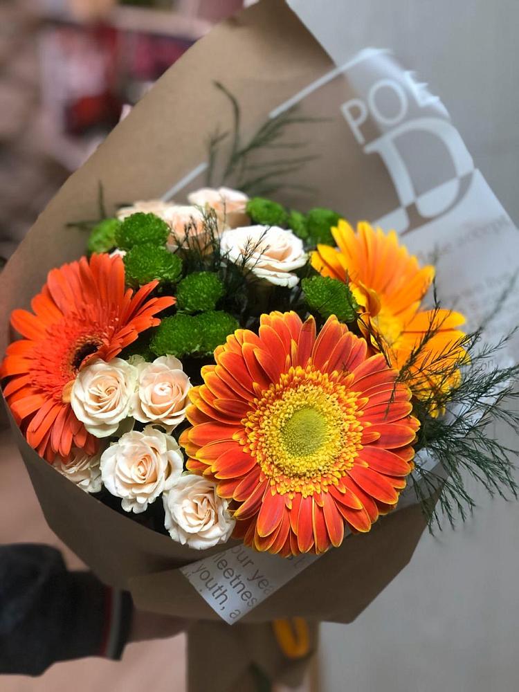 Букет цветов из: Герберы, Хризантемы и Розы в Новопокровское 