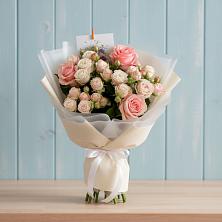 Букет цветов из:  Розы в Новопокровское 