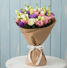 Букет цветов из:  Лизиантусы в Новопокровское 