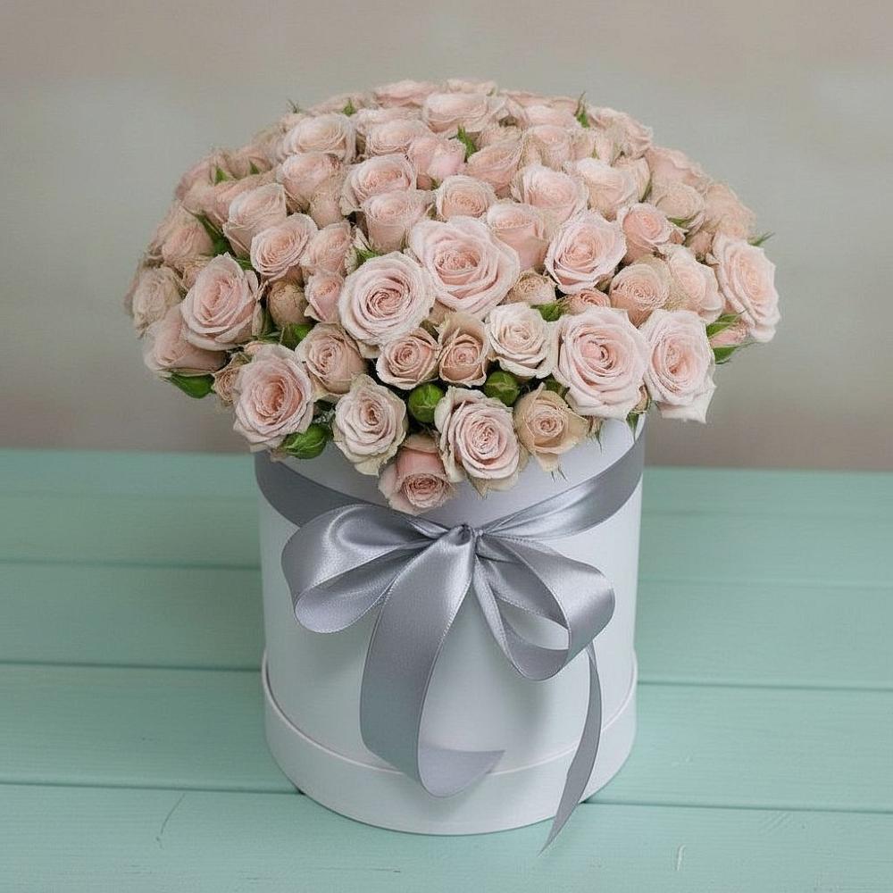 Цветочная композиция из Розы в шляпной коробке в Новопокровское 